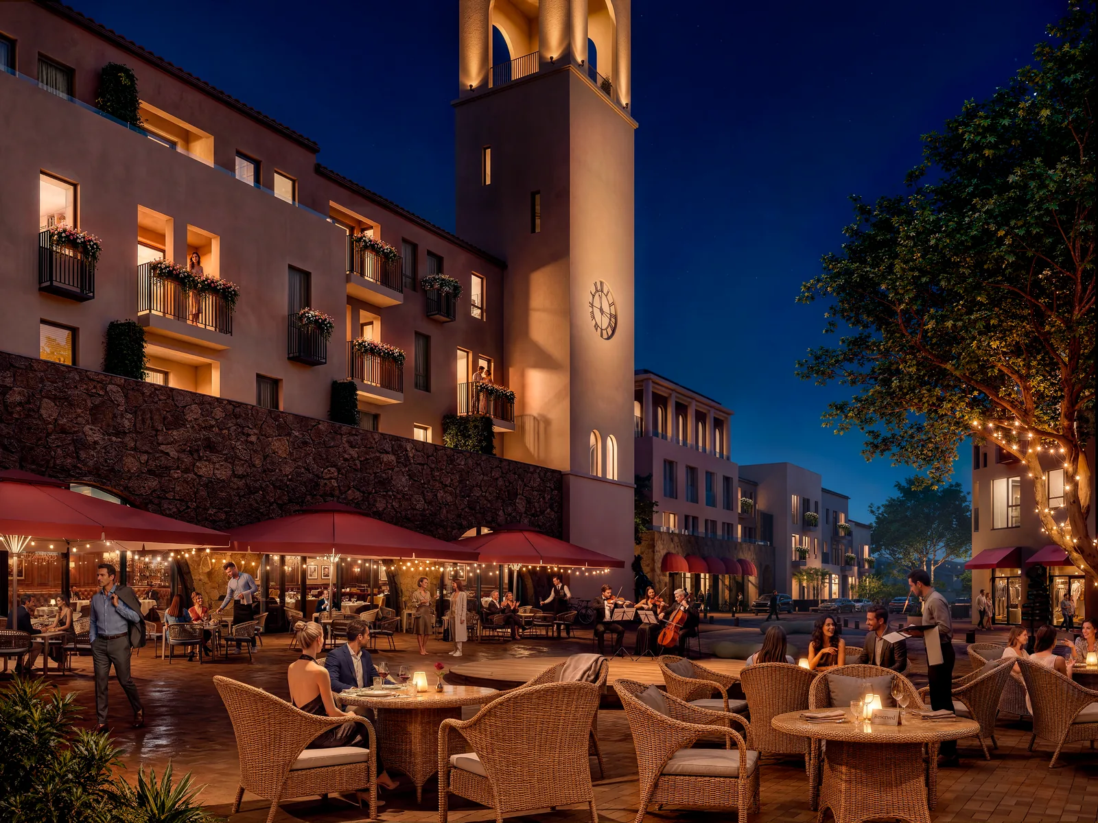 Вечерняя жизнь на центральной площади La Torre Premium Village